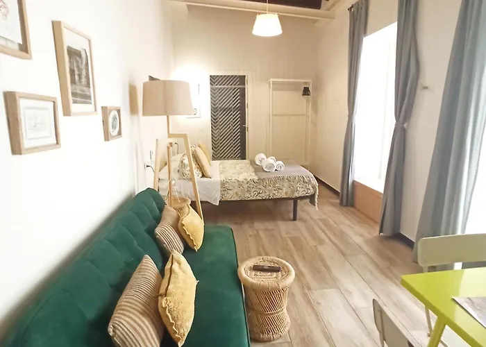 La Higuera By Vgh * Jerez de la Frontera